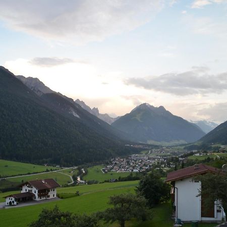Pension Kirchbrugger Telfes im Stubai Eksteriør bilde