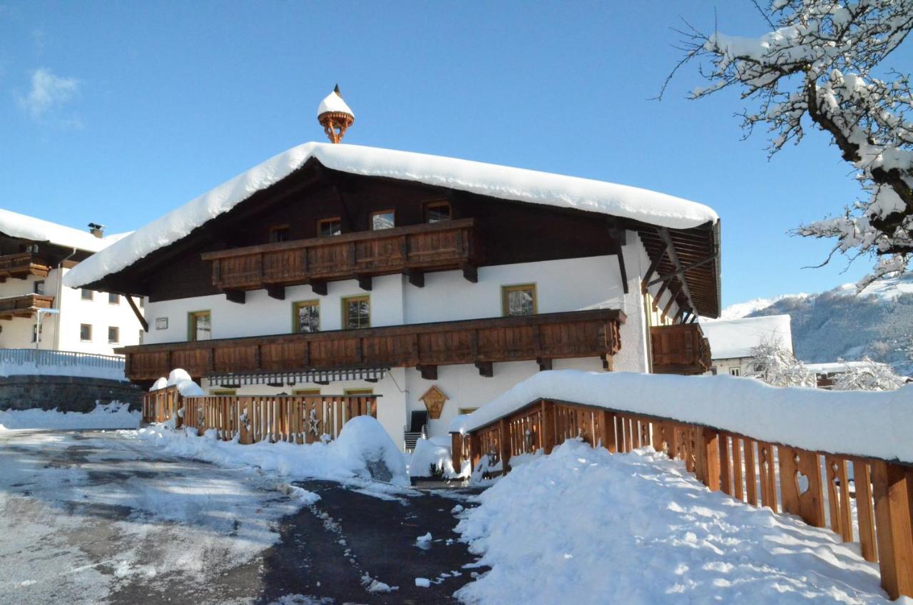 Pension Kirchbrugger Telfes im Stubai Eksteriør bilde