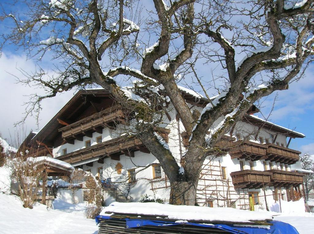 Pension Kirchbrugger Telfes im Stubai Eksteriør bilde
